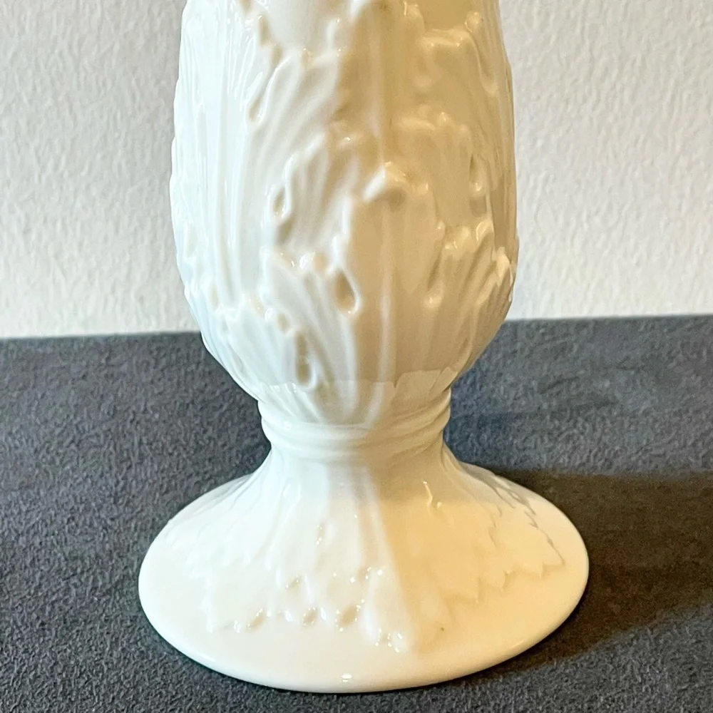 Lenox China Florentine Collection Bud Vase